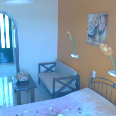 Appartamento Ocean Breeze Keri Esterno foto