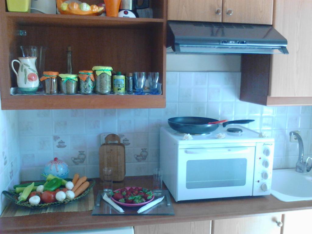 Appartamento Ocean Breeze Keri Esterno foto